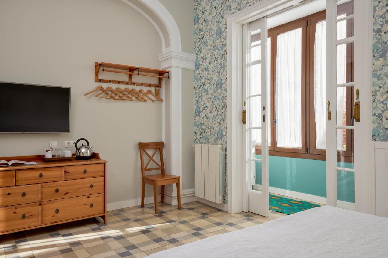 Hostal Poblenou Barcelona Exterior photo